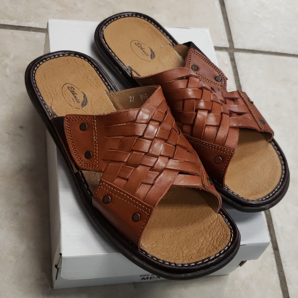 Leather huaraches